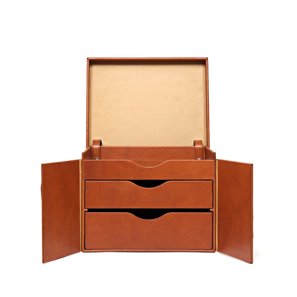 Churchill Case in English Tan, front view with lid and double doors open revealing three trays