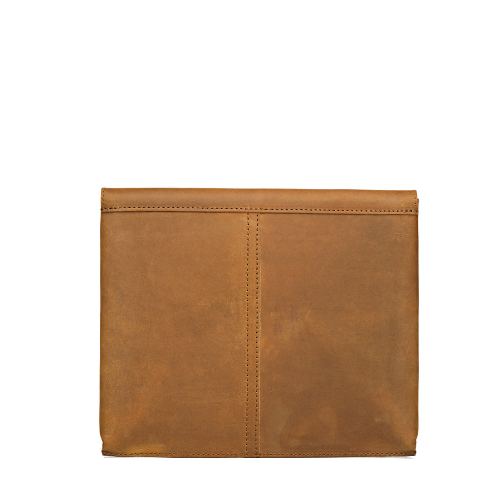 14" Document Holder in Tobacco, back view showing center vertical stitched seam